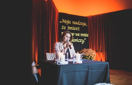 Na zdjęciu - dyrektor Centrum Kultury Gminy Łapanów - p. Wioletta Nawojowska.