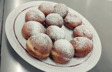 Gotowe pączki.